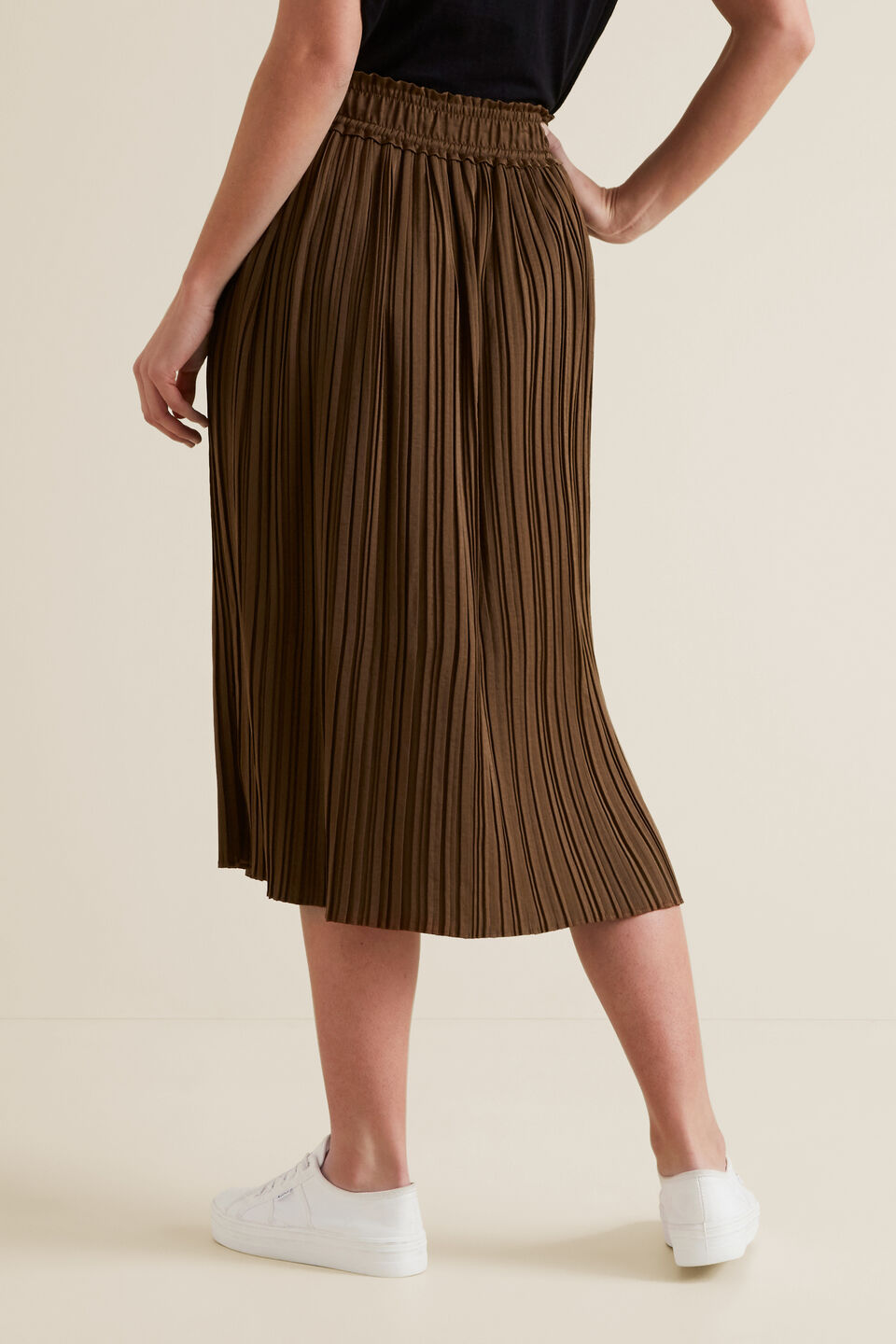 Pleat Detail Skirt  
