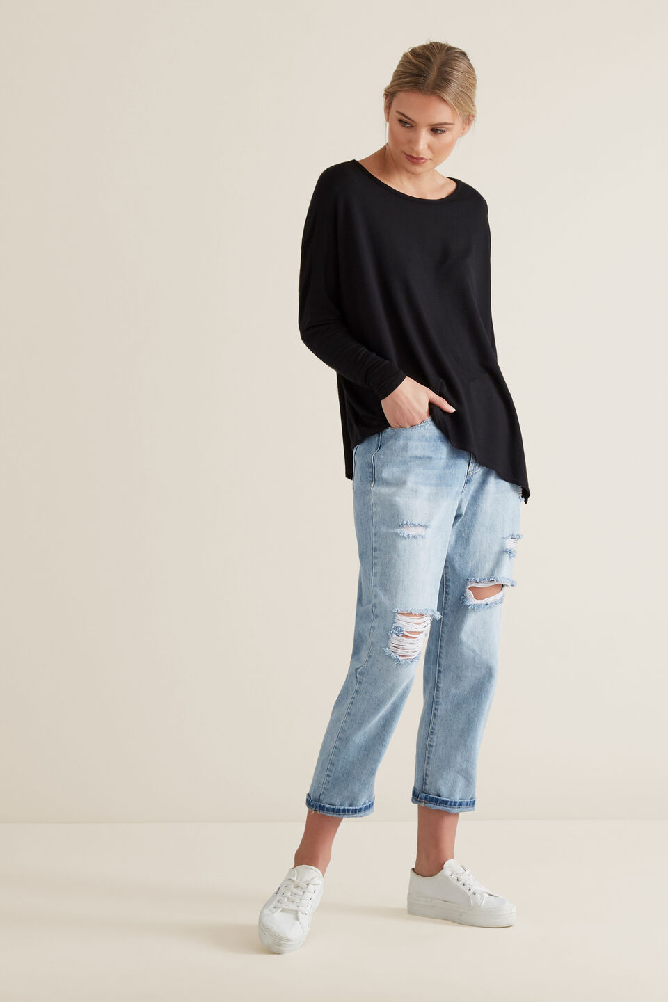 Distressed Jean  