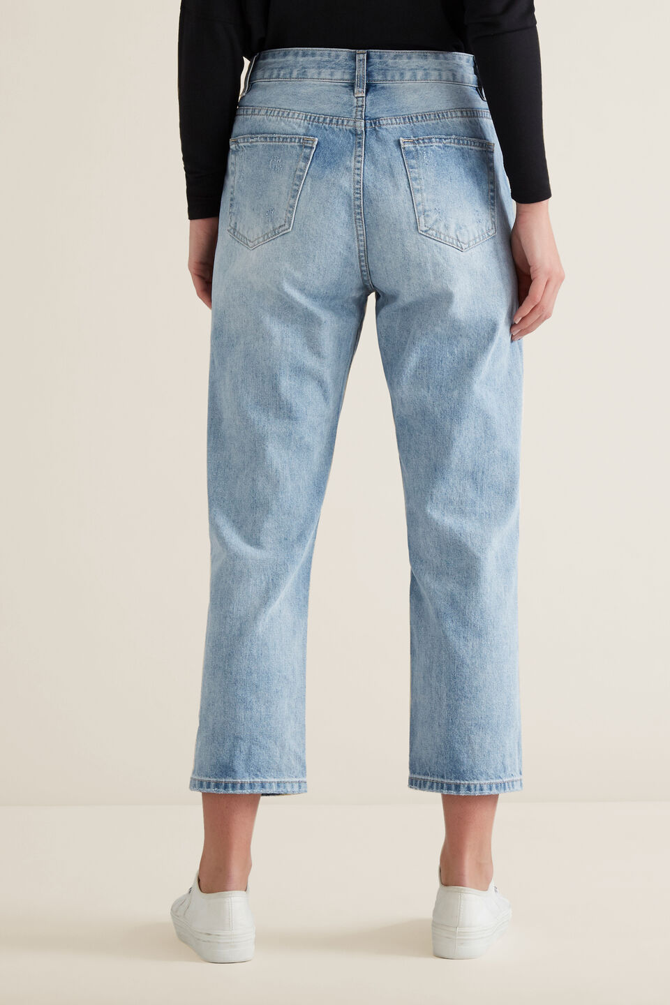 Distressed Jean  