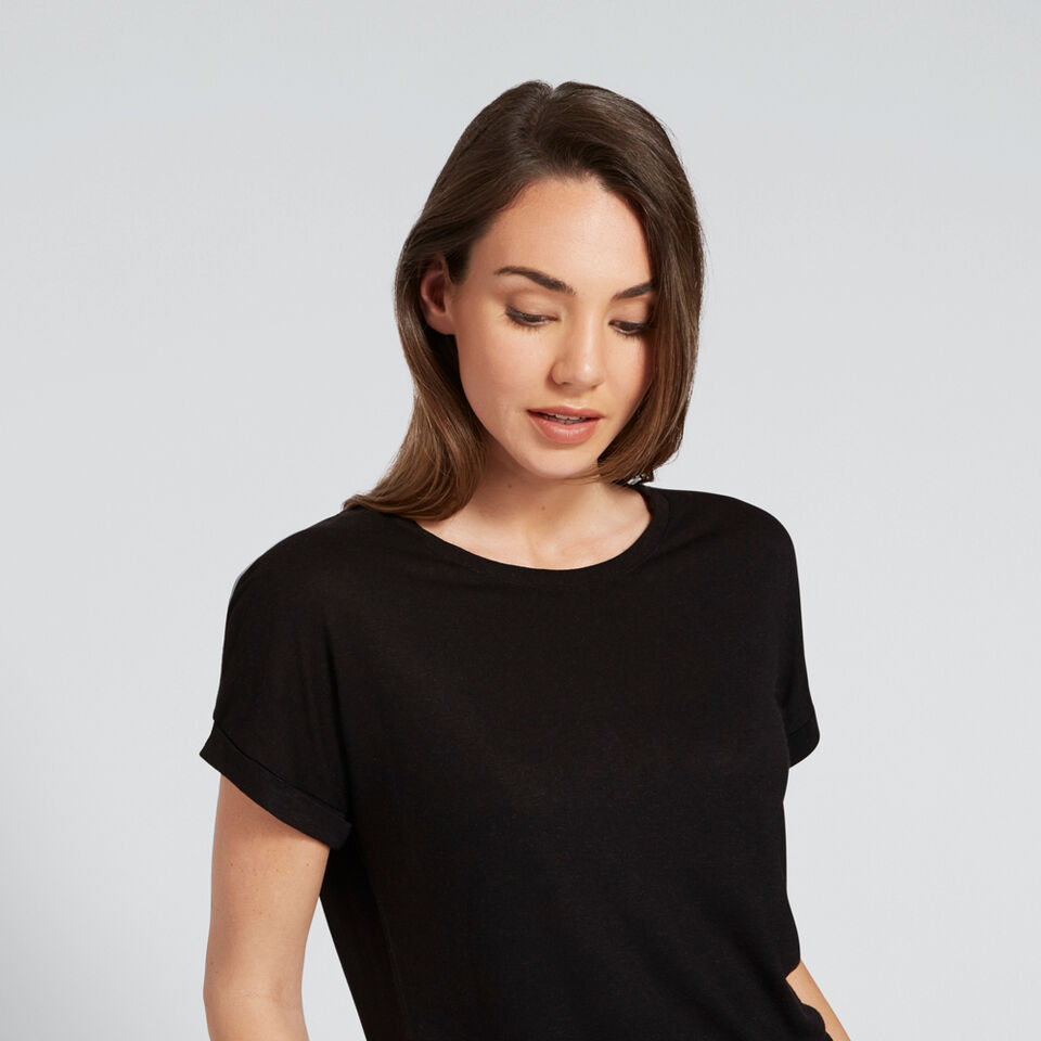 Core Basic Tee  