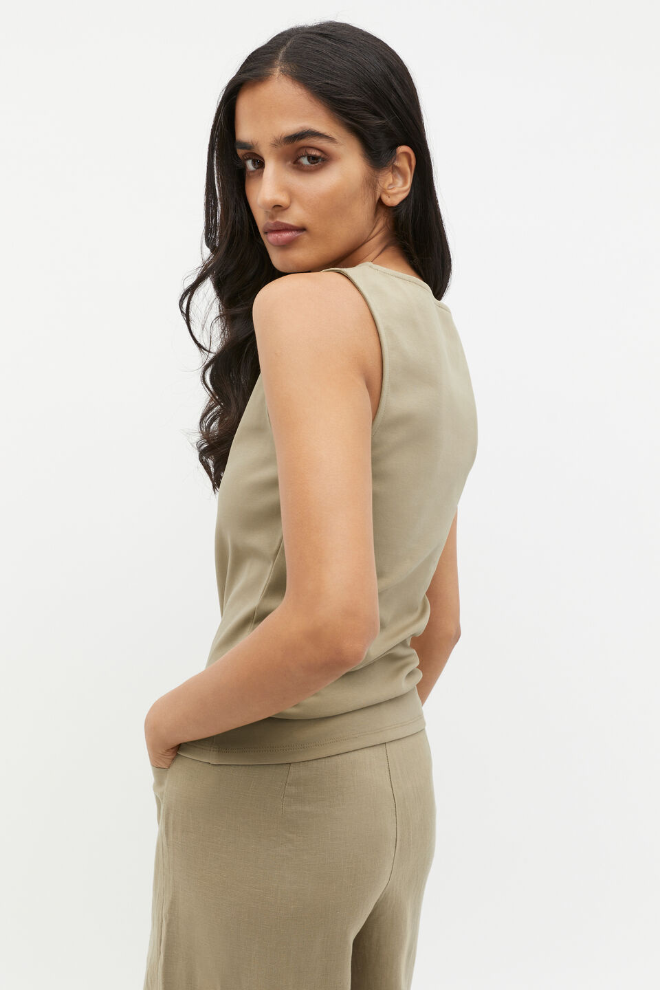 Bateau Classic Tank  Rosemary