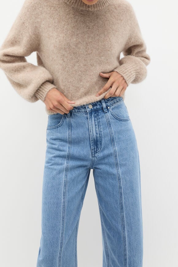 Barrel Leg Seam Front Jean  Mist Blue Wash  hi-res