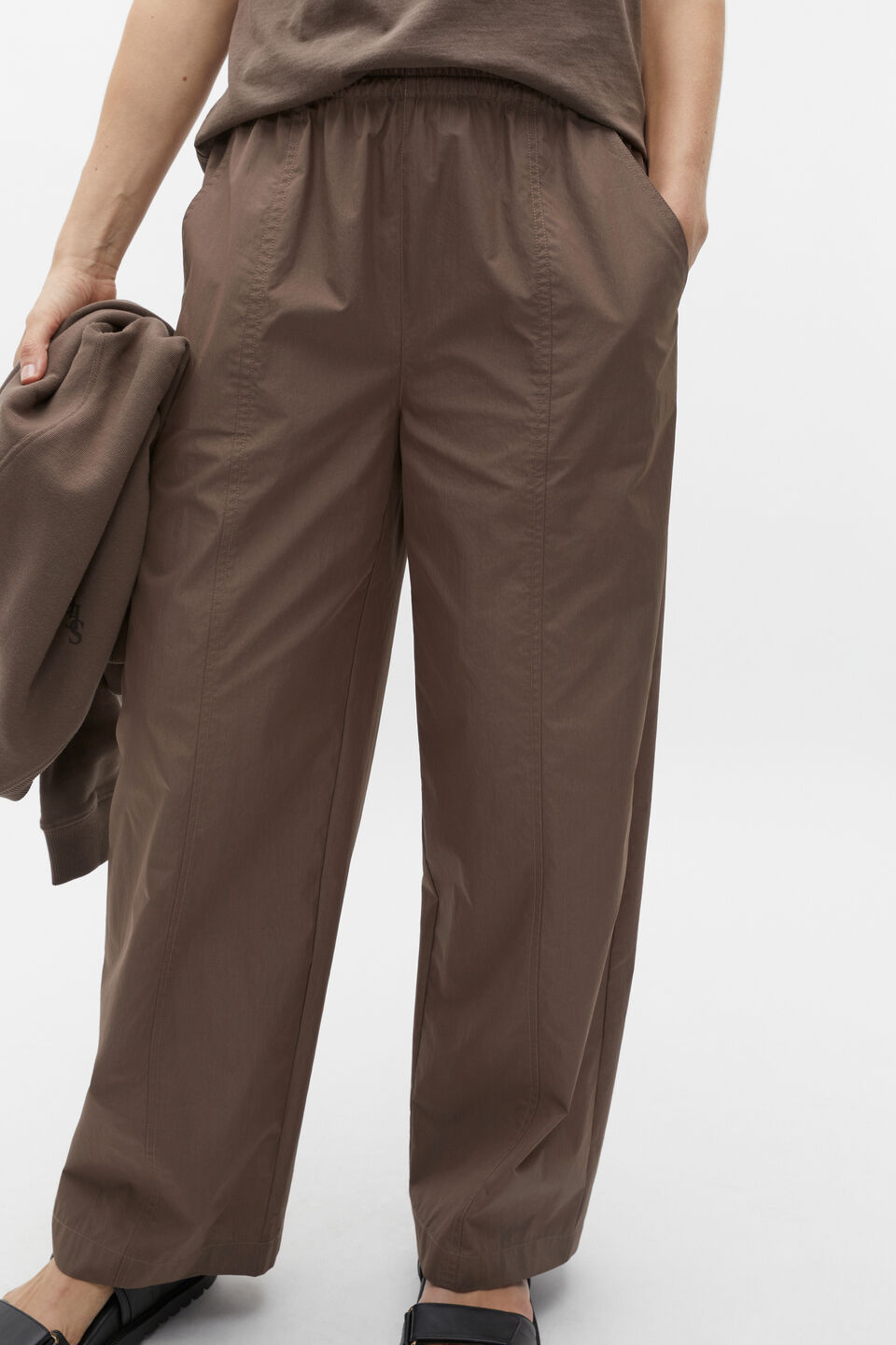 Parachute Jogger Pant  Affogato