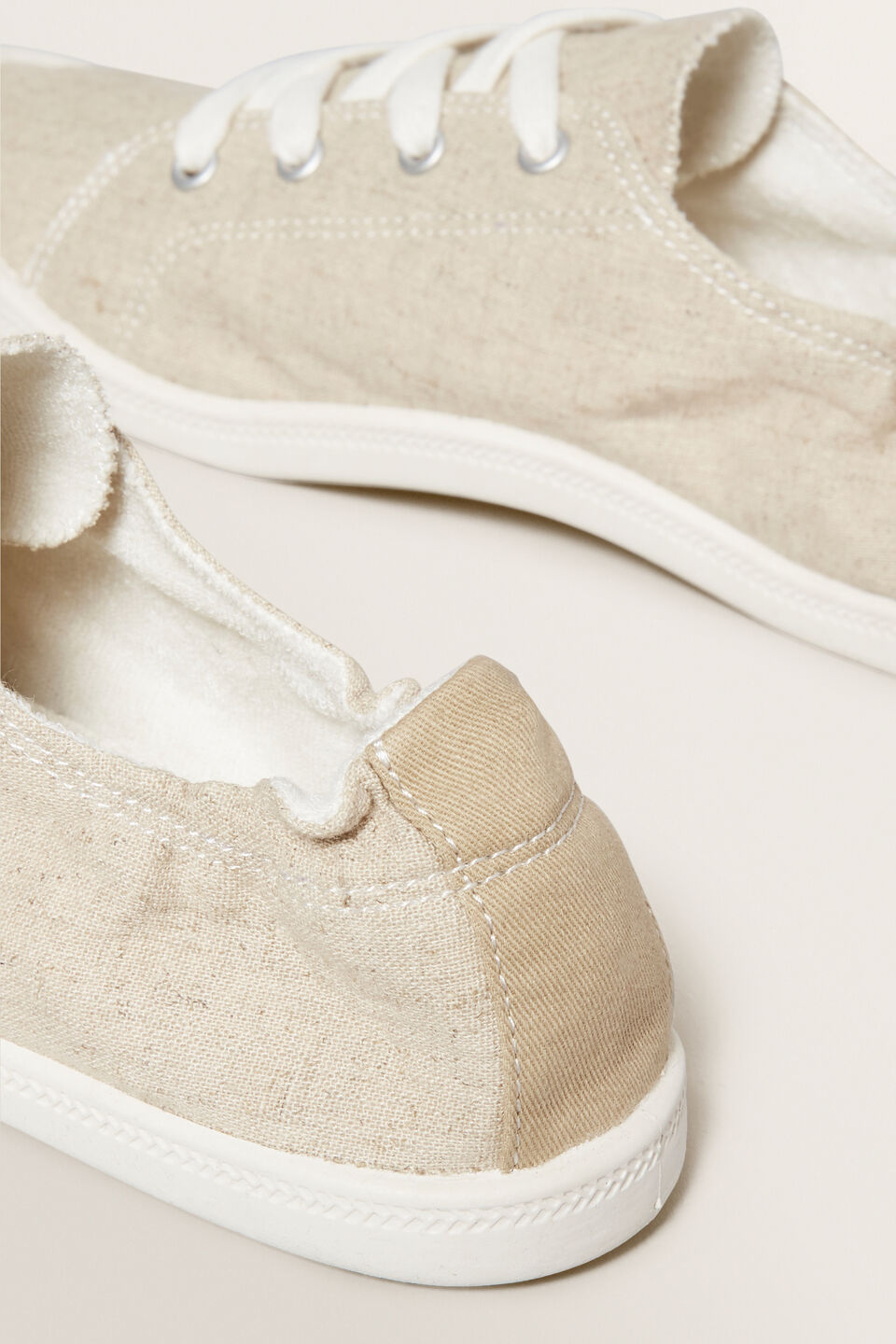 Bonnie Sneaker  