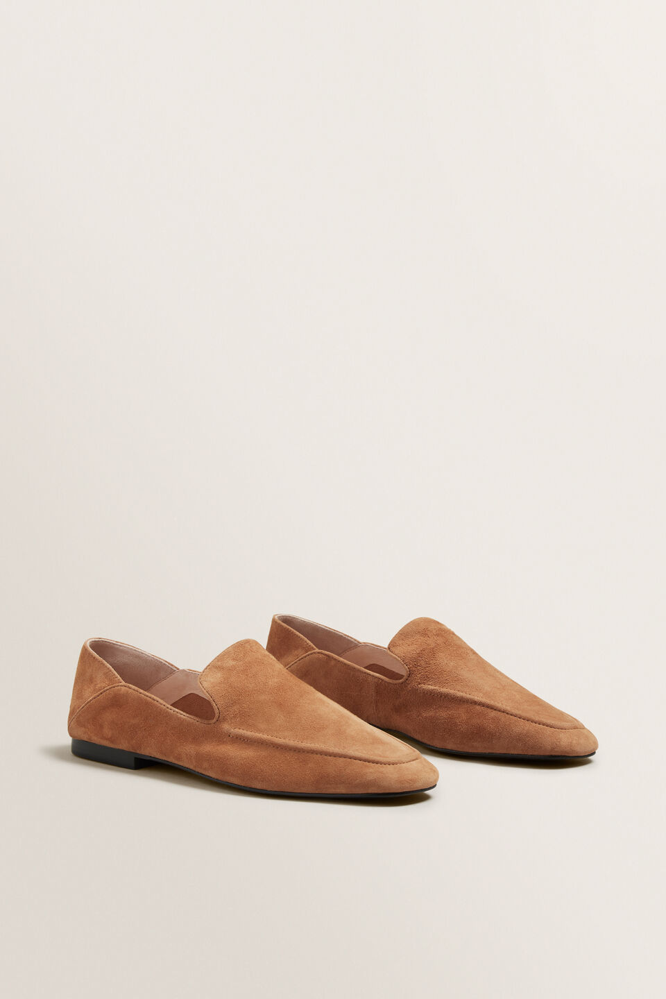 Lucy Loafer  