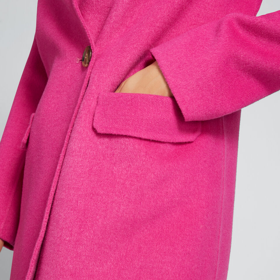 Streamline Coat  