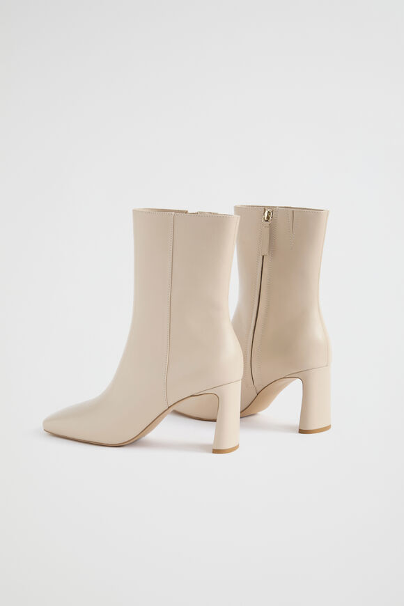 Ebony Ankle Boot  Vanilla  hi-res