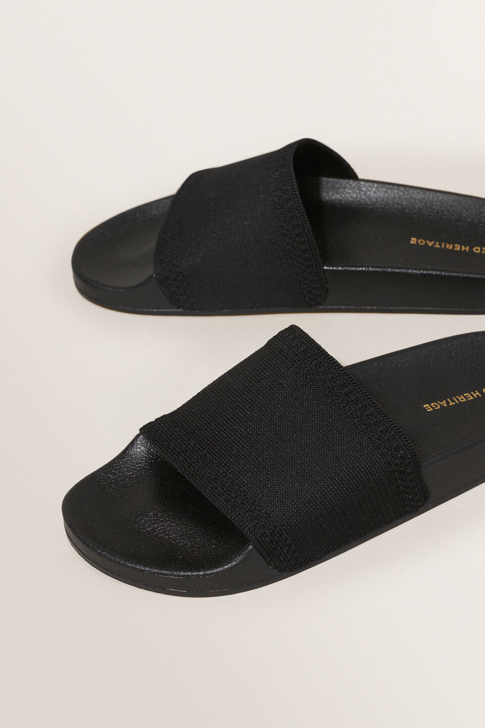 Seed Knit Pool Slide  Black