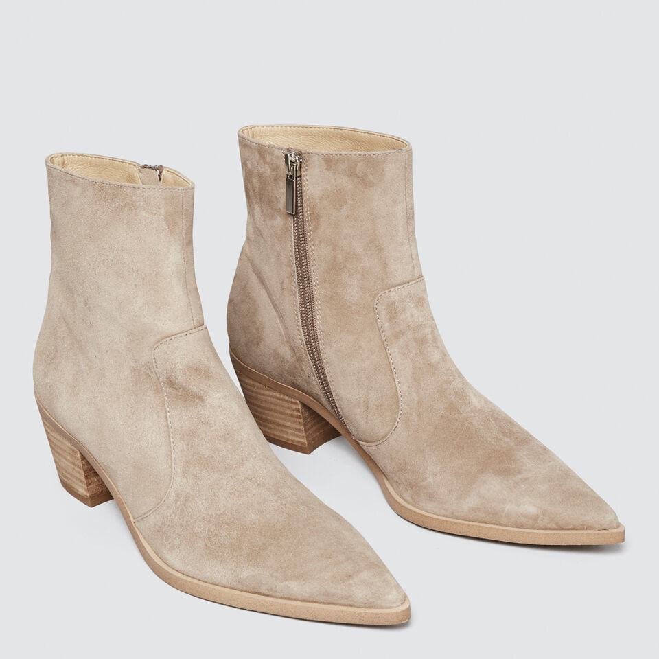 Angie Pointed Boot  6