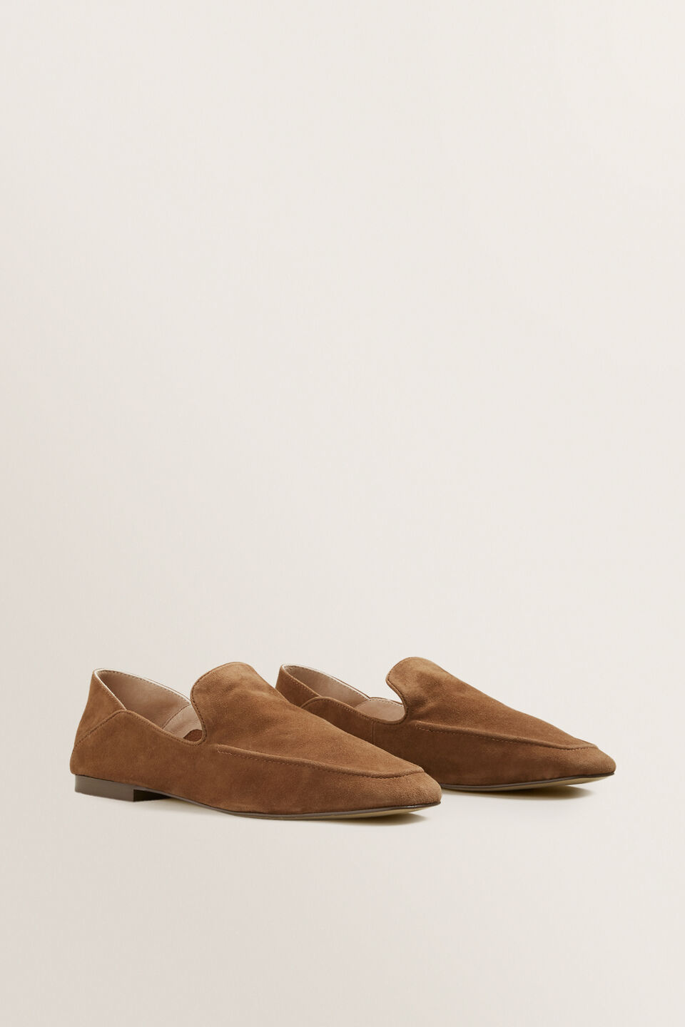 Lucy Loafer  