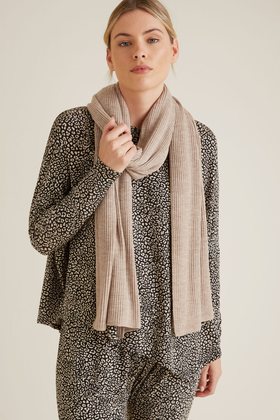 Simple Rib Scarf  