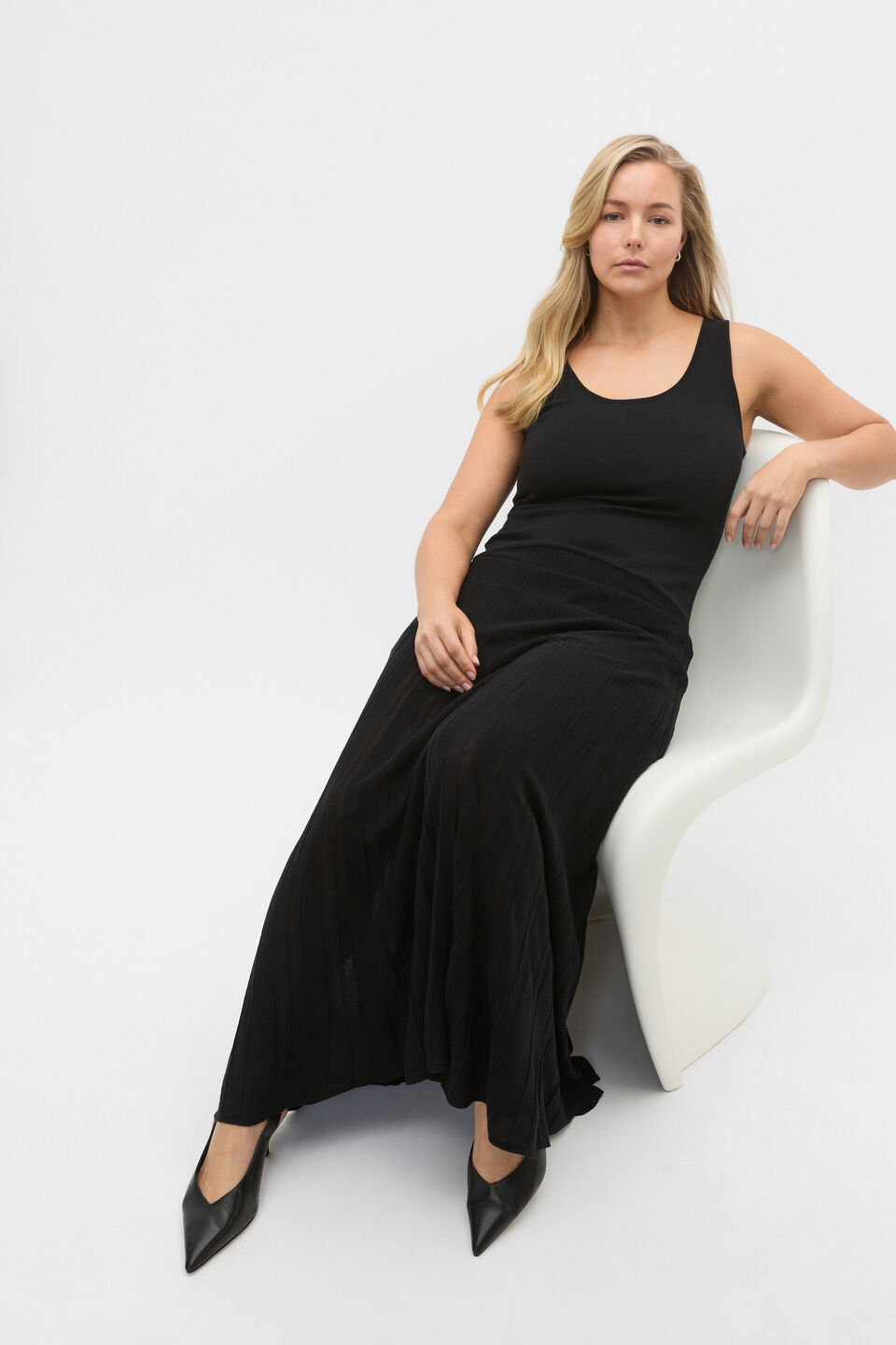 Fine Rib Knit Panel Maxi Dress  Black