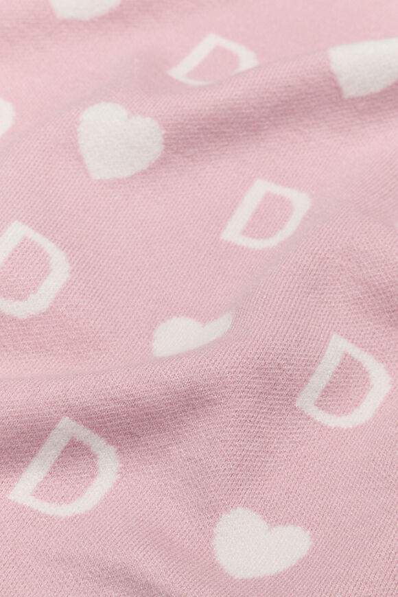 Heart Initial Blanket  D  hi-res