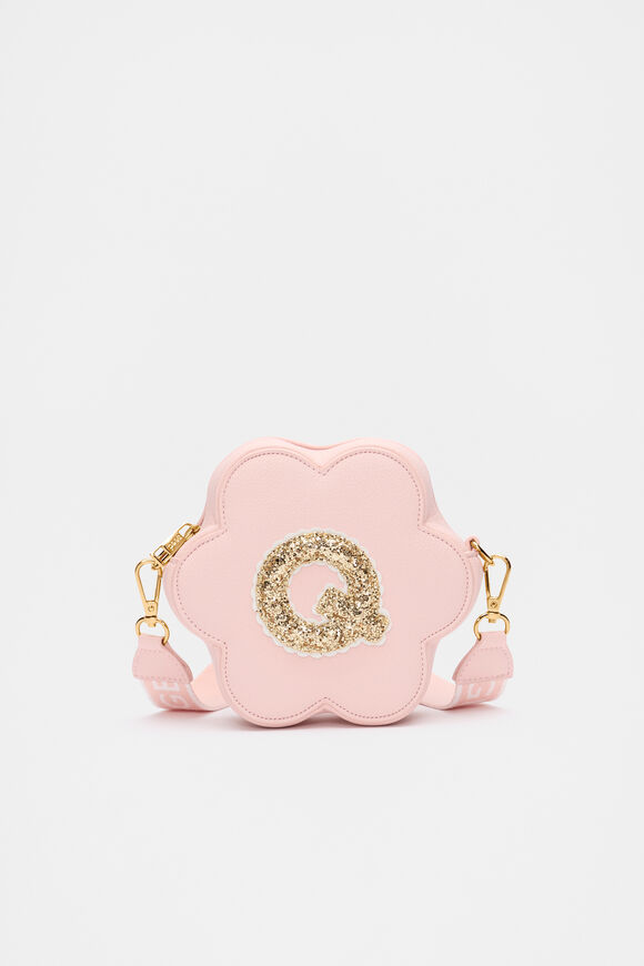 Flower Initial Bag  Q  hi-res