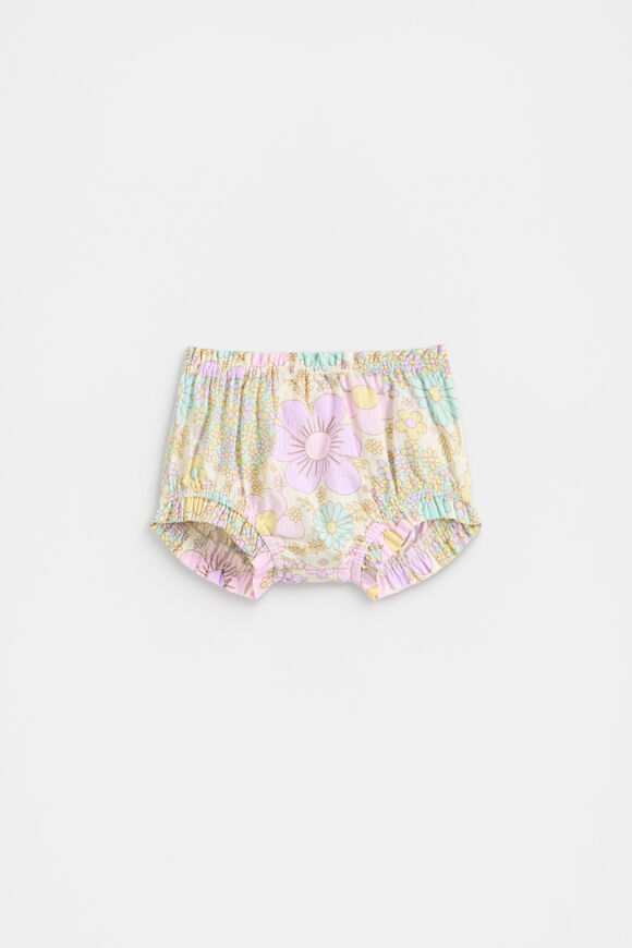 Floral Bloomer  Vintage Cream  hi-res