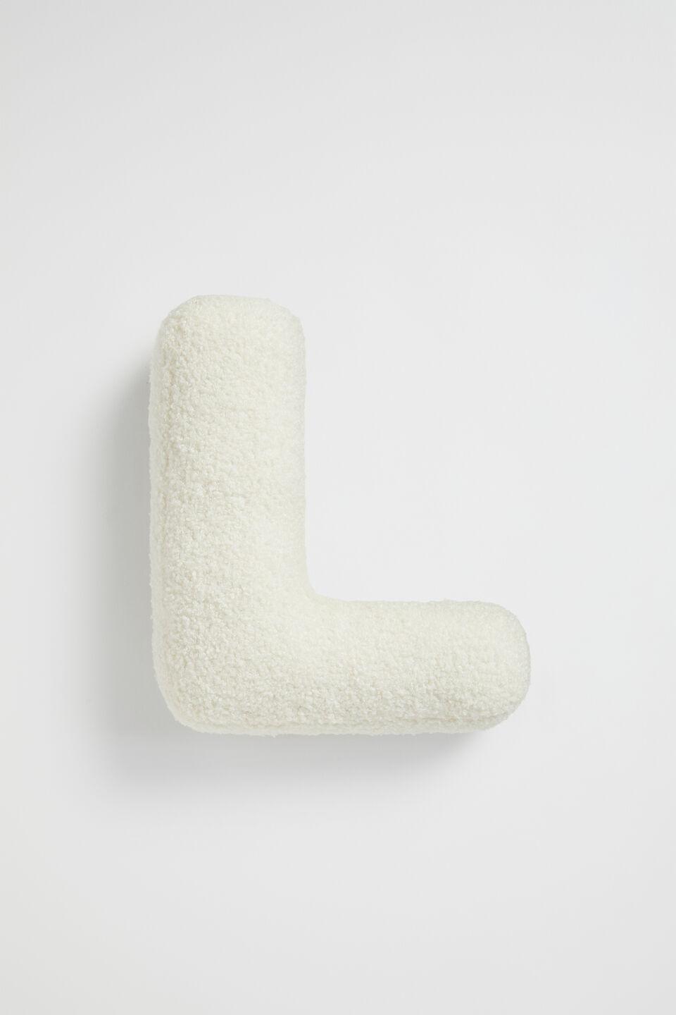 Teddy Initial Cushion Creme  L