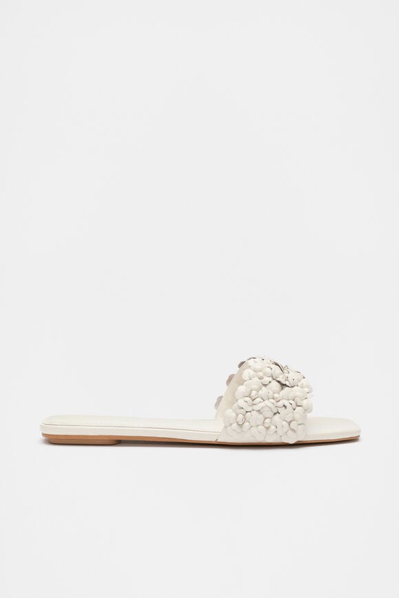 Faithe Slide  Tofu  hi-res