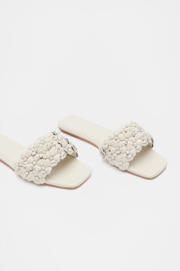 Faithe Slide  Tofu  hi-res