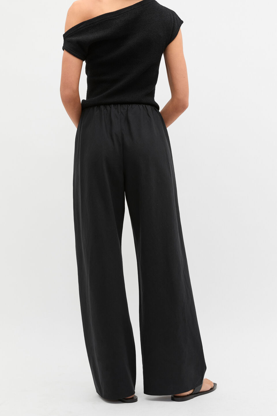 Gathered Waist Pant  Black