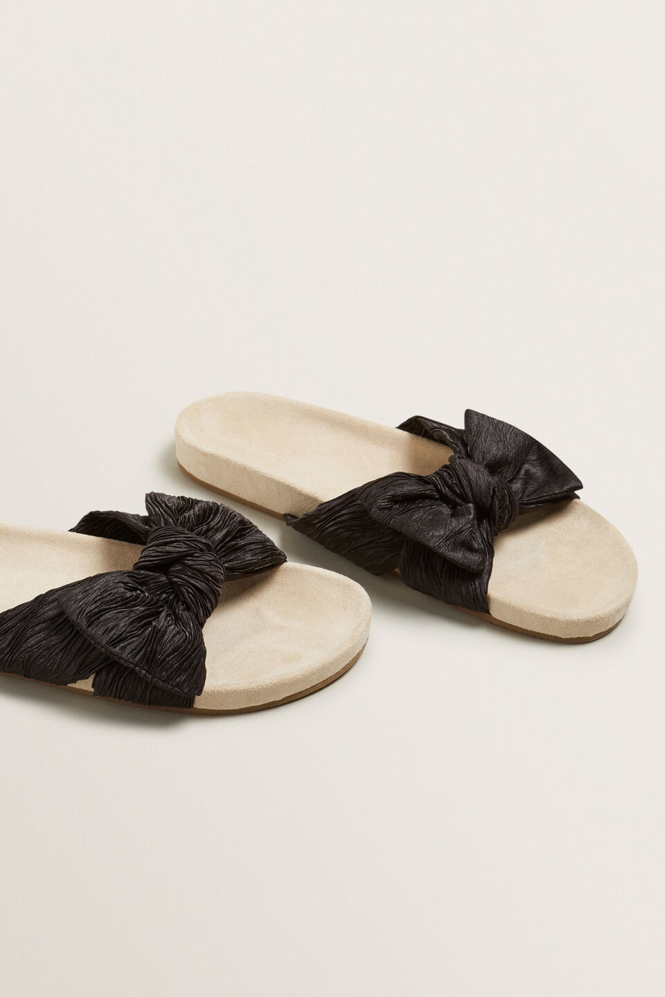 Amy Bow Slide  