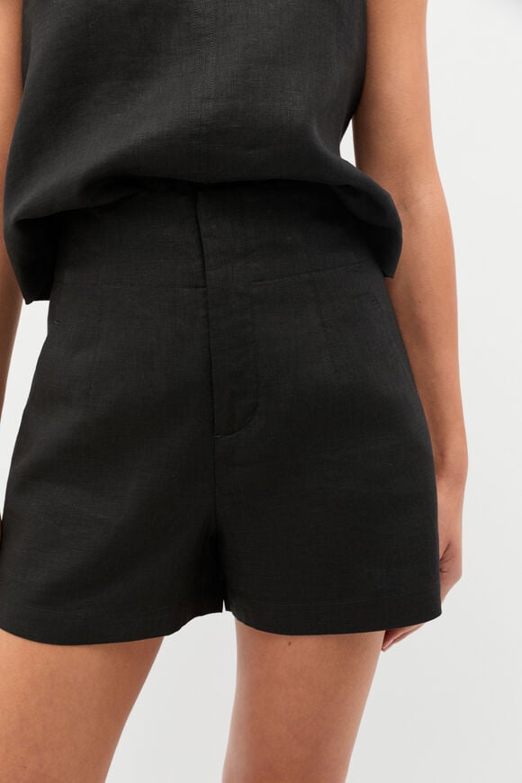 Core Linen Waisted Short  Black Core Linen Waisted Short  Black  hi-res