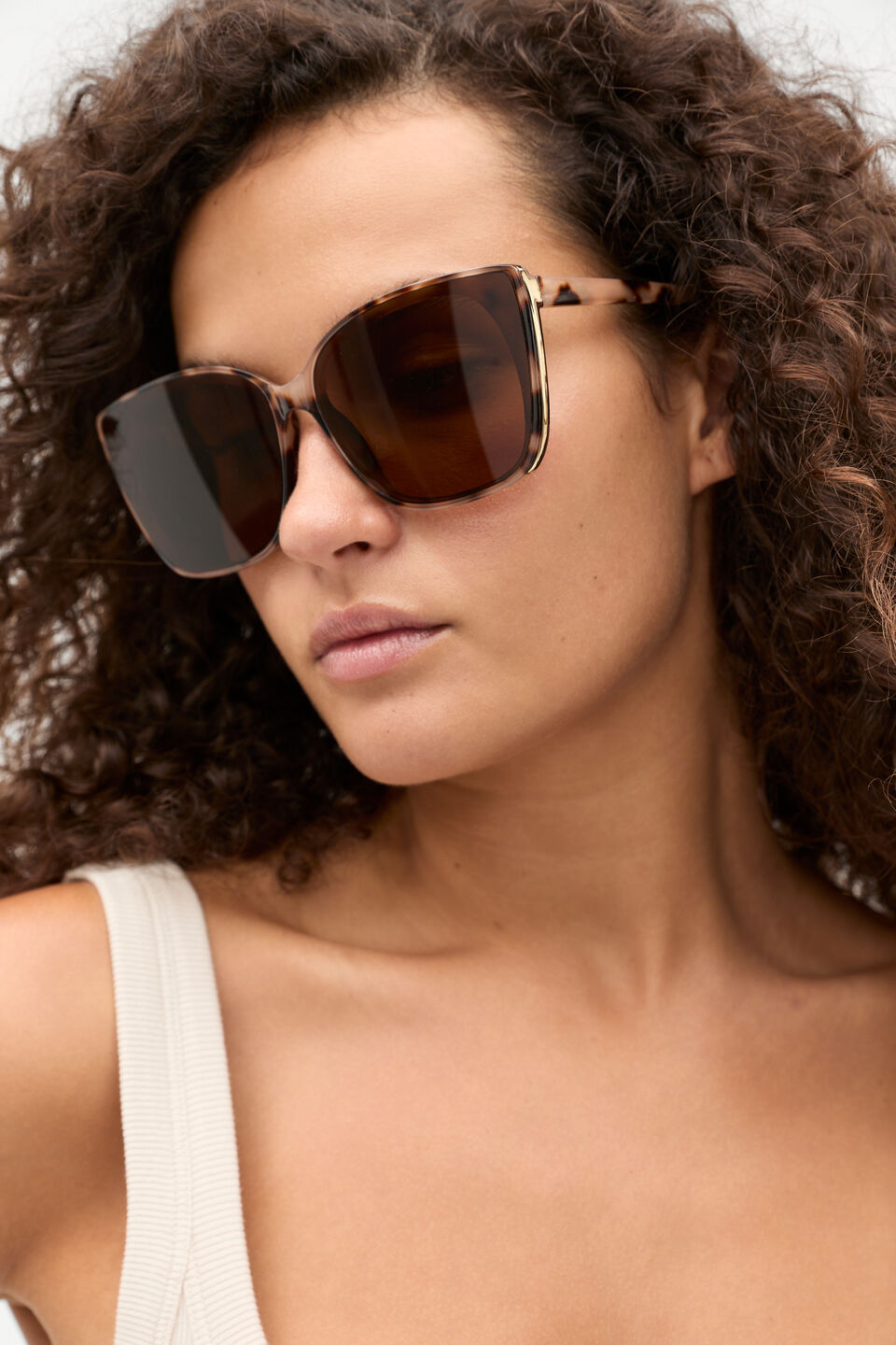 Hannah D Frame Sunglasses  Milky Tort