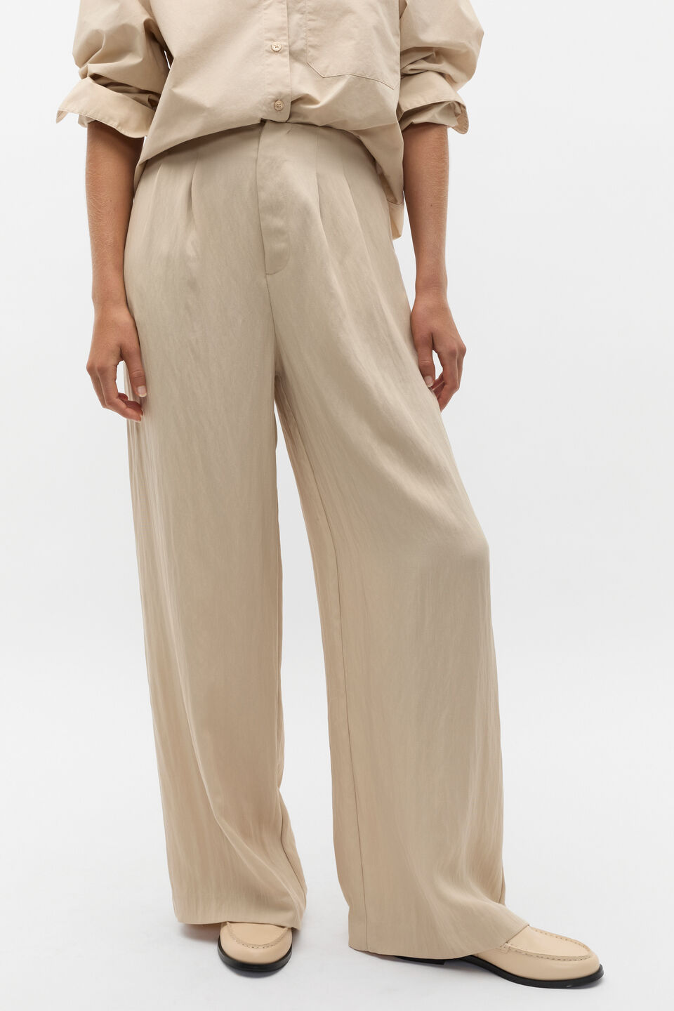 Relaxed High Waist Pant  Latte