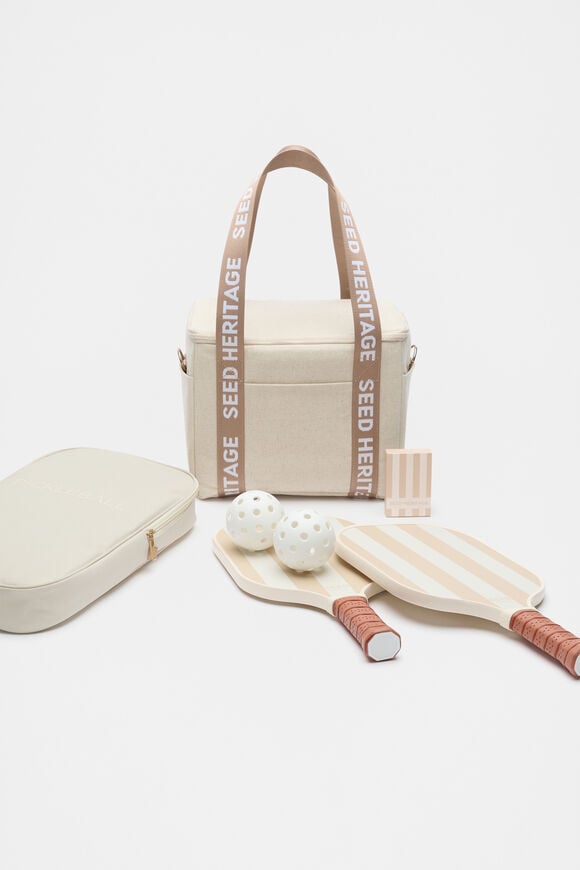 Garden Games   Garden Games    hi-res