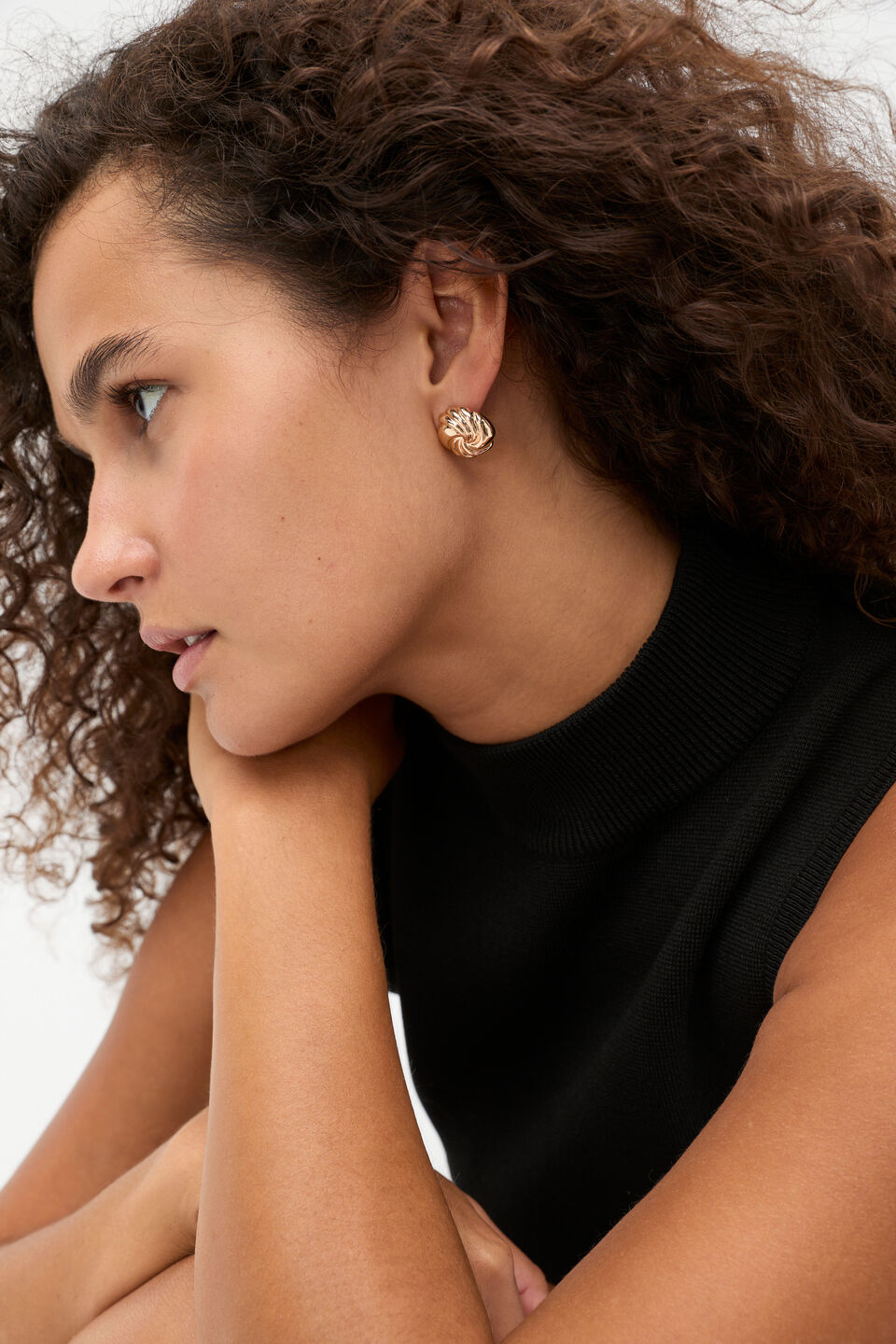 Vintage Knot Earring  Gold