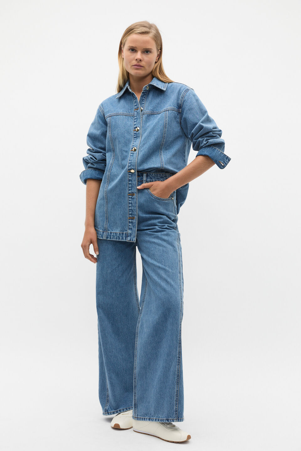 Denim Side Panel Jean  Ice Blue Wash