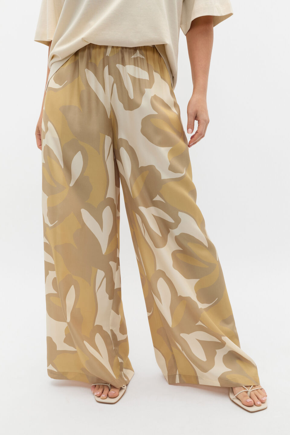 Satin Printed Pant  Multi