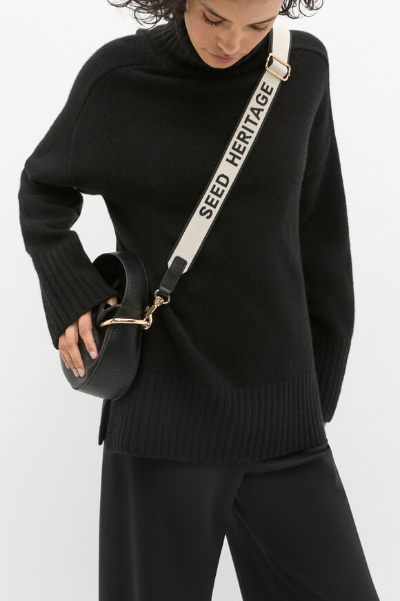 Seed Logo Shoulder Strap  Black  hi-res