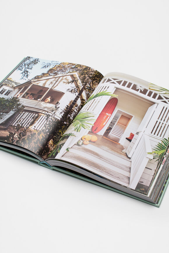 Byron Bay  Multi  hi-res