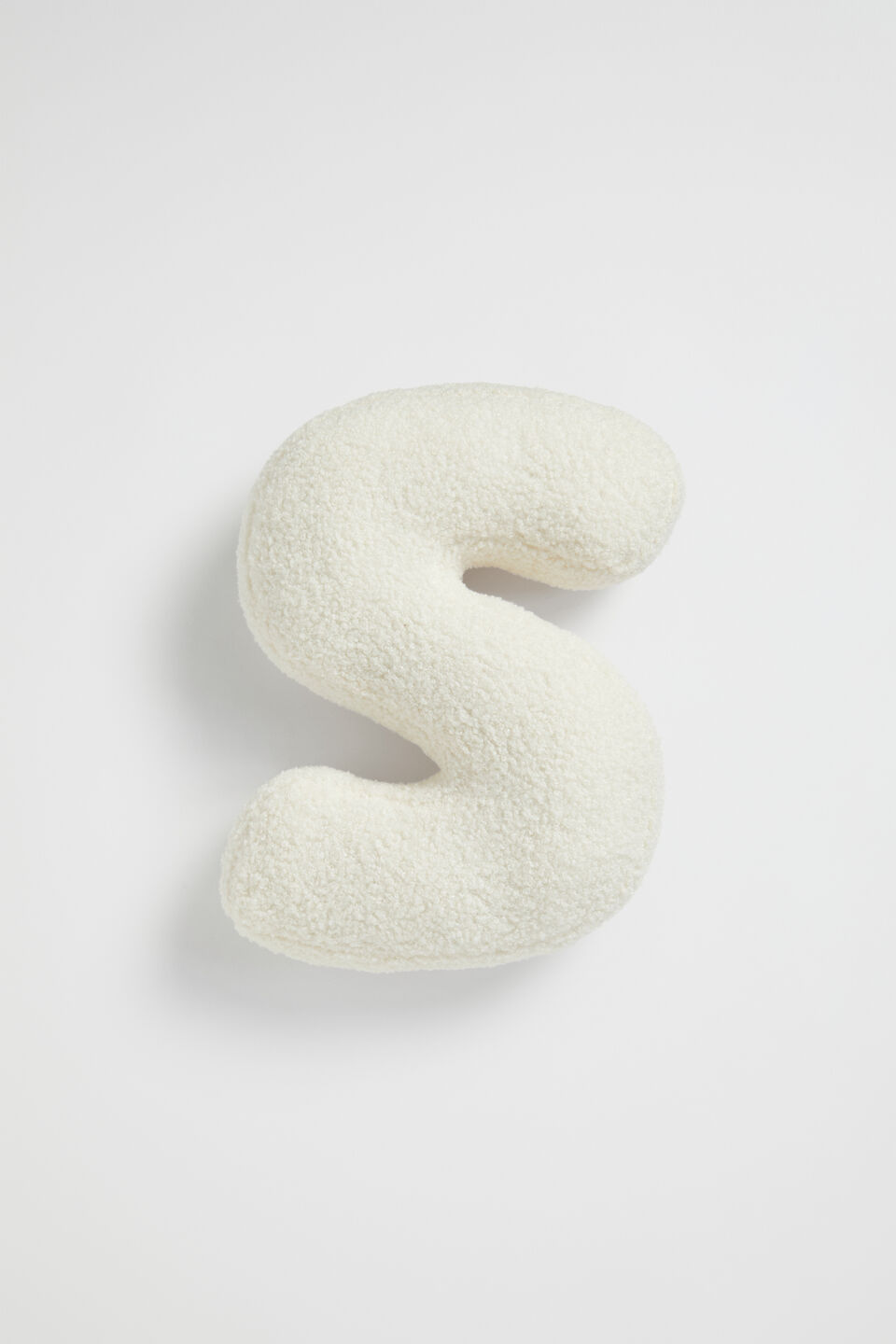 Teddy Initial Cushion Creme  S