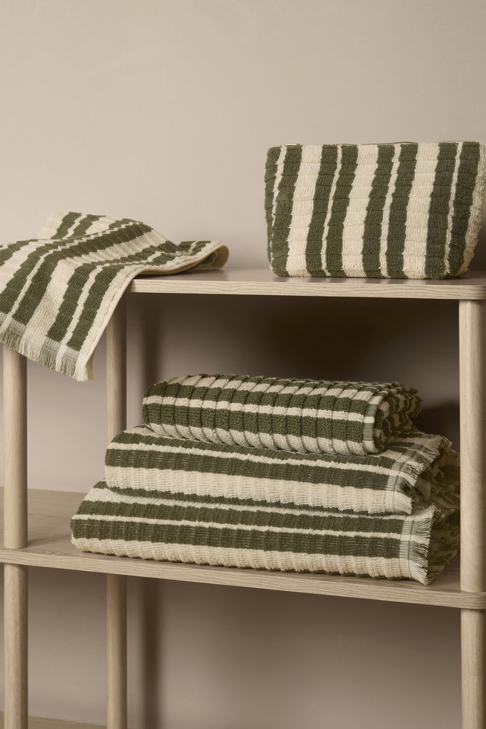 Pascoe Pouch  Rainforest