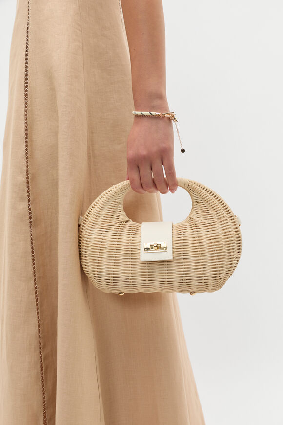 Starfish Pendant Bracelet  Gold  hi-res