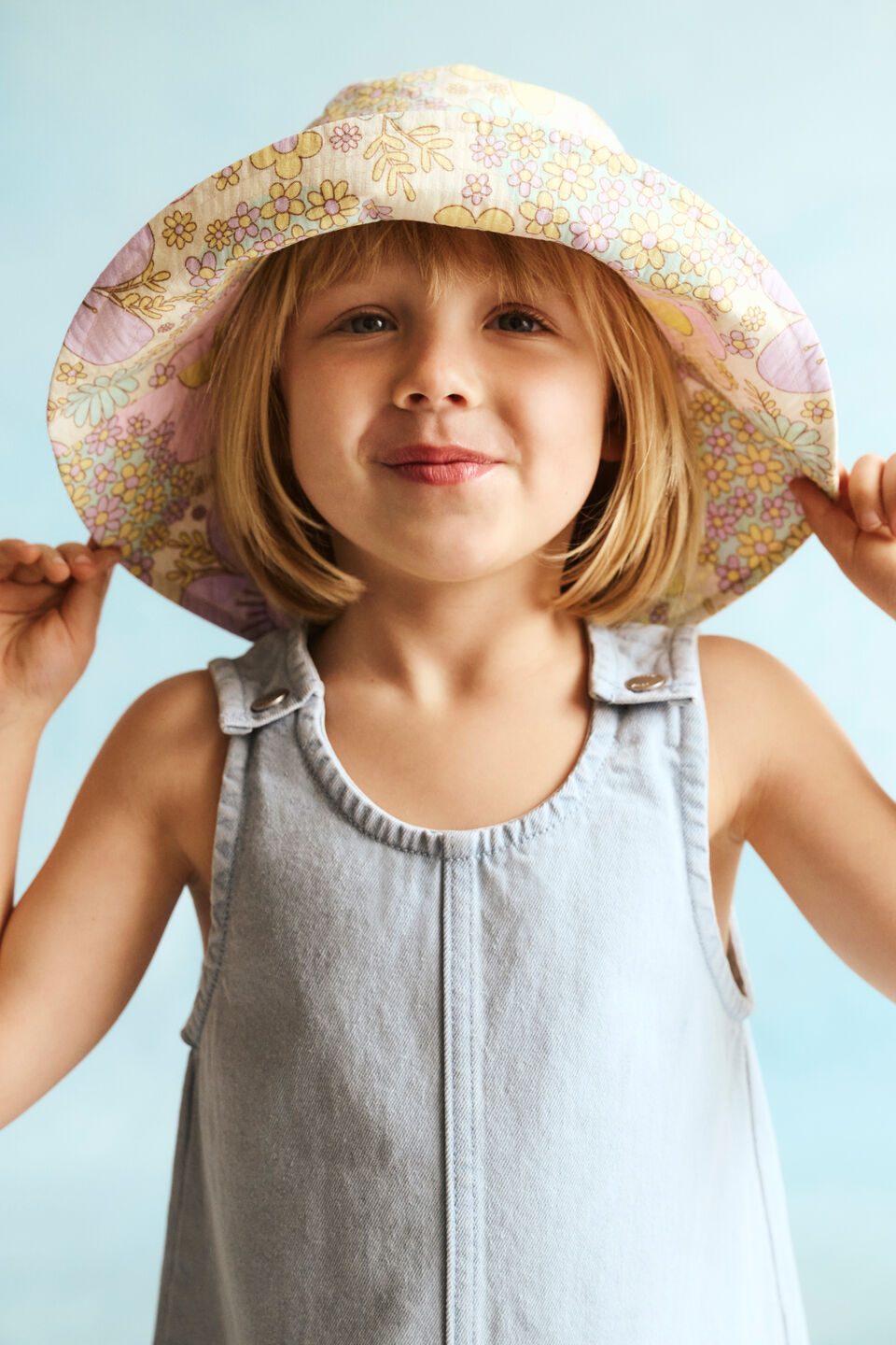 Floral Hat  Vintage Cream