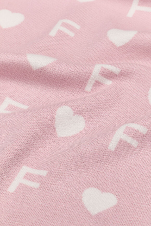 Heart Initial Blanket  F  hi-res