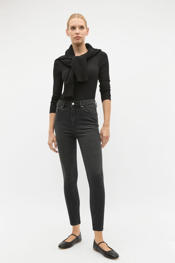 Core Skinny Jean  Onyx Wash  hi-res