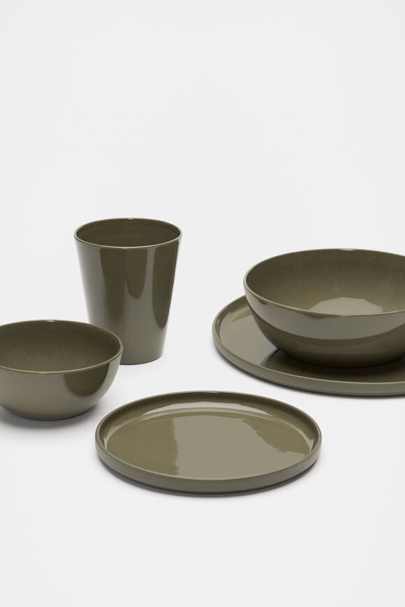 Willow Dinner Plate  Rainforest  hi-res