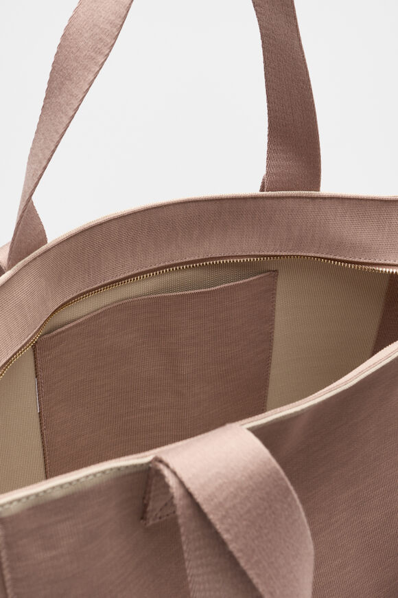 Knit Logo Tote  Amaretto  hi-res