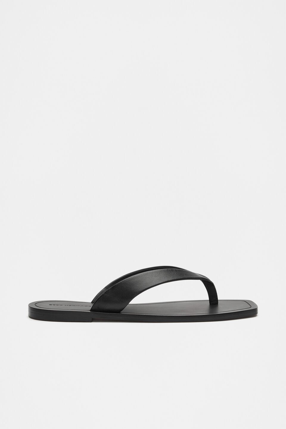 Kenna Leather Flip Flop  Black