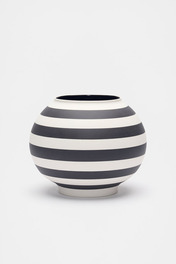 Block Stripe Vase  Caviar  hi-res