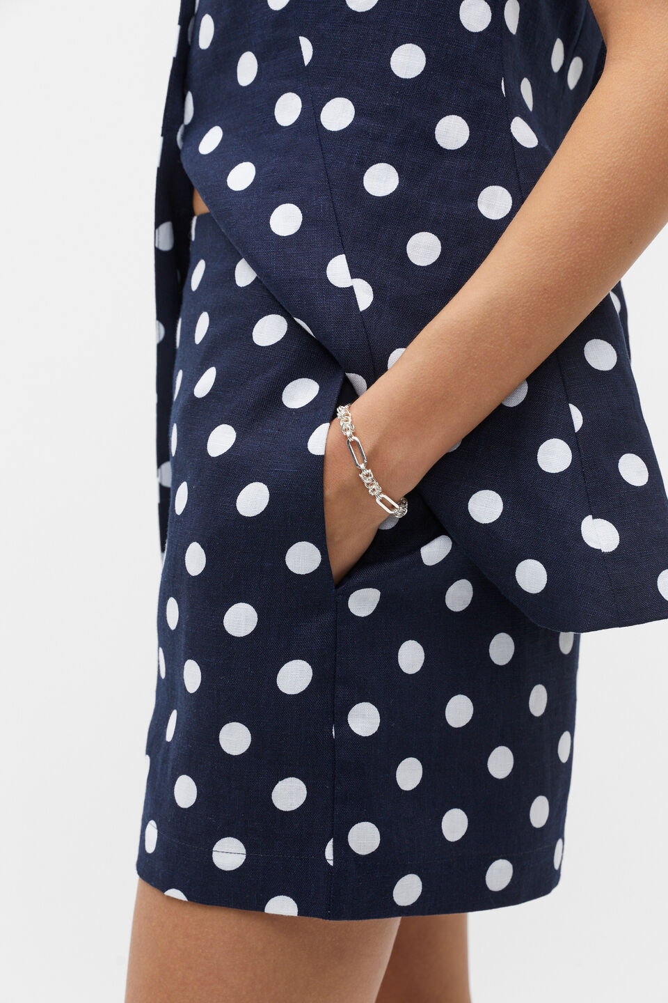 Linen Spot Short  Midnight Sky Spot