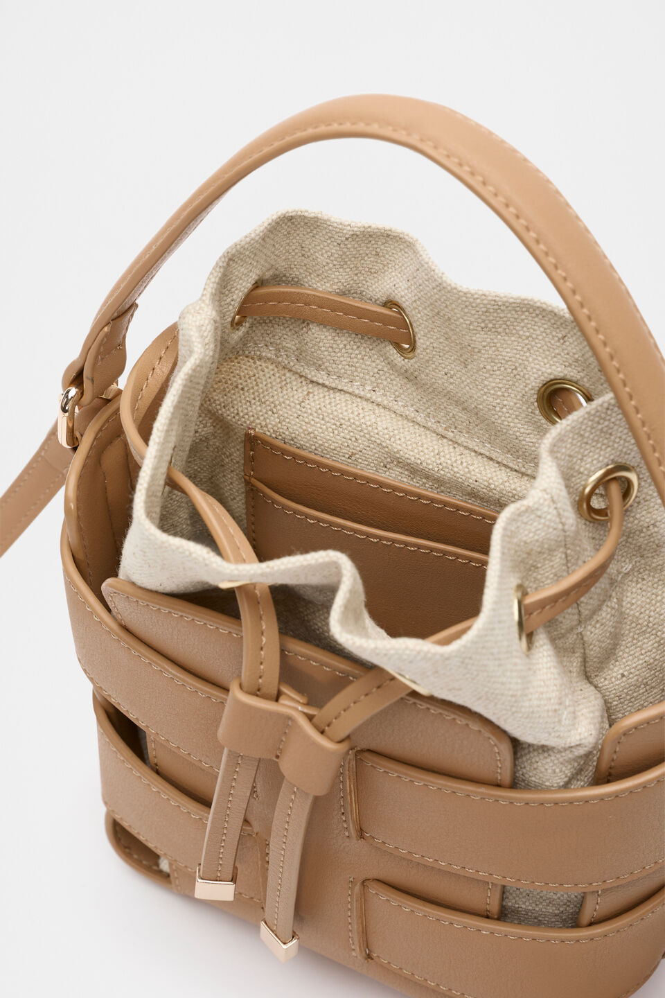 Woven Bucket Bag  Caramel