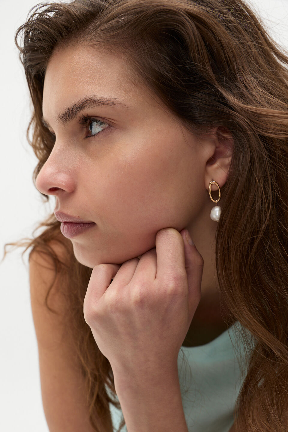 Pearly Oval Earring  Gold