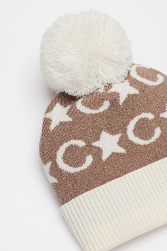 Star Initial Beanie  C  hi-res