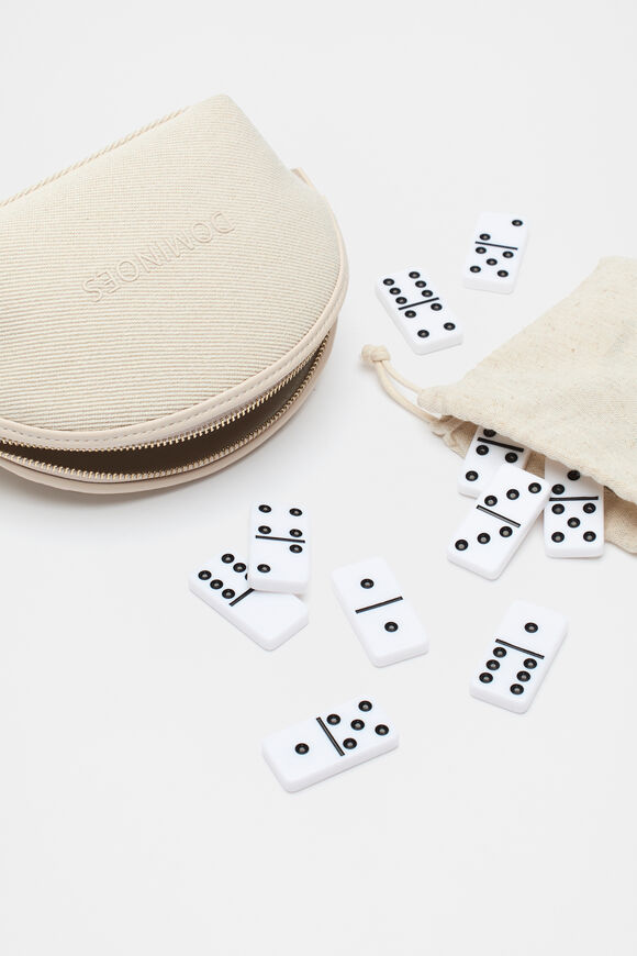 Dominoes Set  Oat  hi-res