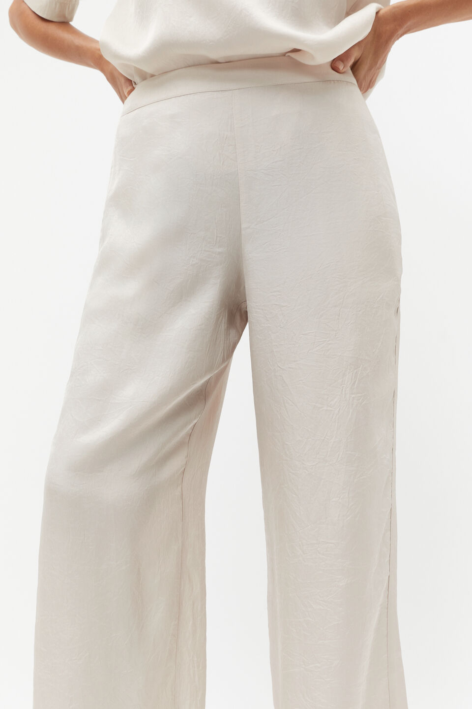 Textured Satin Elasticated Pant  Oat