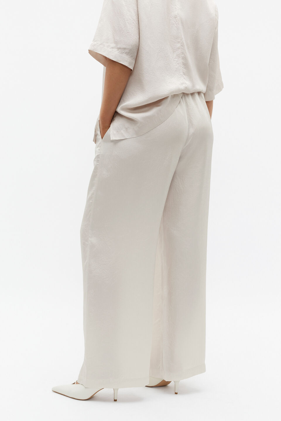 Textured Satin Elasticated Pant  Oat